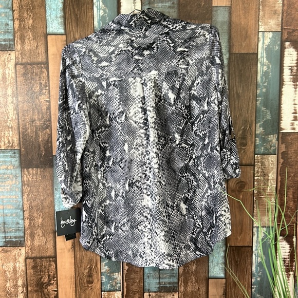 By&by XS snake print blouse button down - Picture 12 of 16